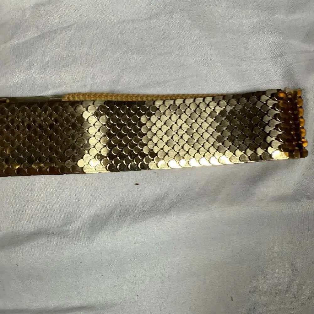 Vintage Gold Tone Metal Snake Skin Stretch Belt Floral Buckle Disco Mod Boho